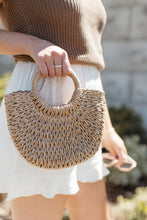 Essential Straw Crossbody - Khaki